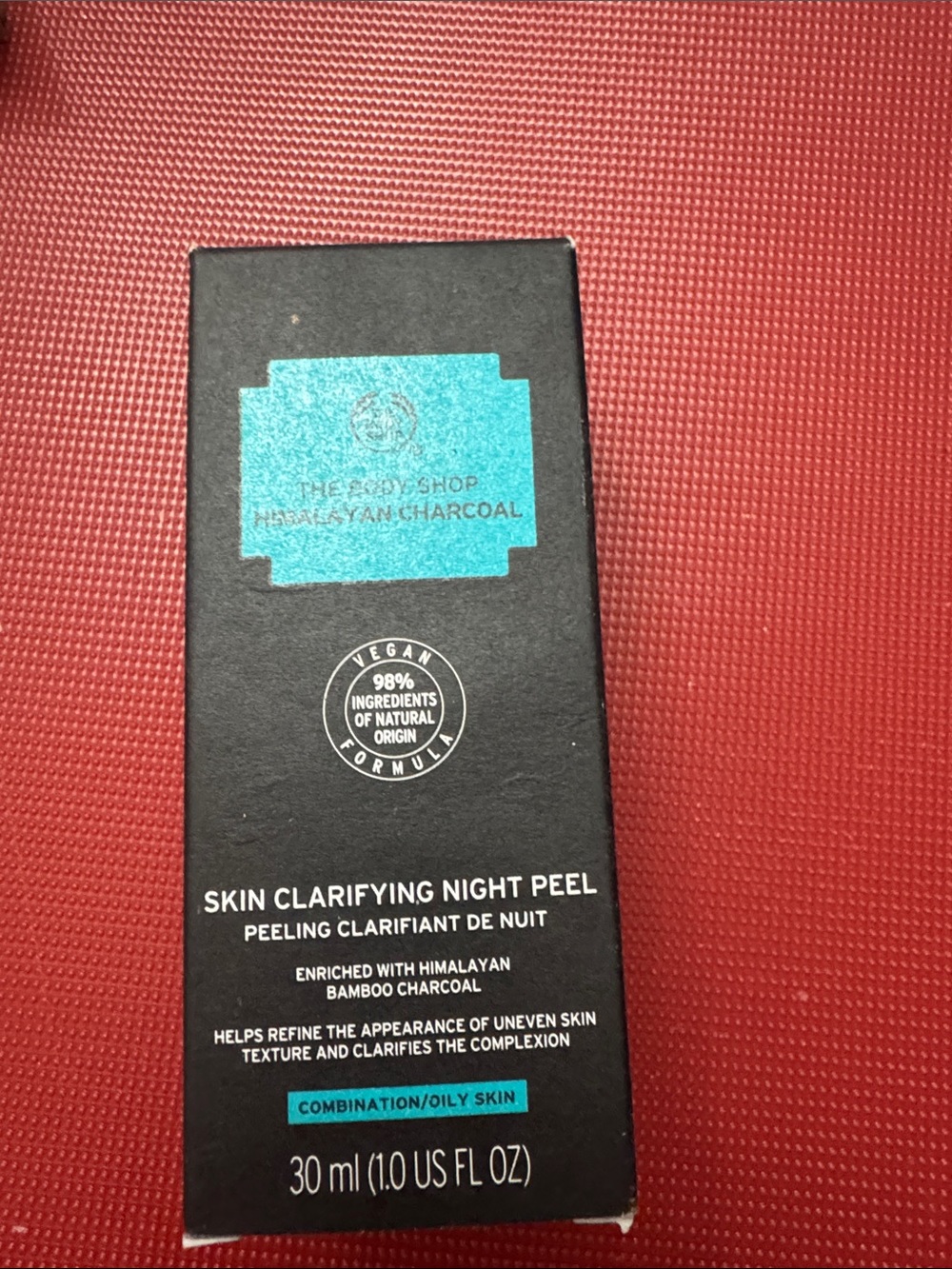 The Body Shop Skin Clarifying Night Peel - Black with Teal Accent